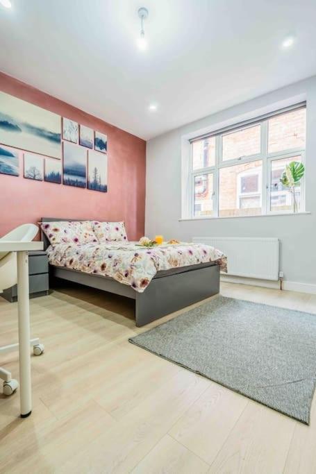 Appartement Beautiful Flat With Free Parking à Birmingham Extérieur photo